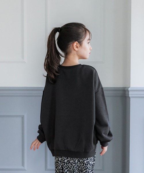 coca（coca）（コカ）の「キッズ 親子お揃い薄手ロゴスウェット（スウェット・キッズ・チャコール/ネイビー/ピンク/ホワイト/ライトベージュ/イエロー・100/110/120/130/140）」の15枚目の写真