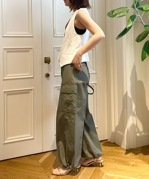 allureville（アルアバイル）の「リネンツイルストレッチコンパクト