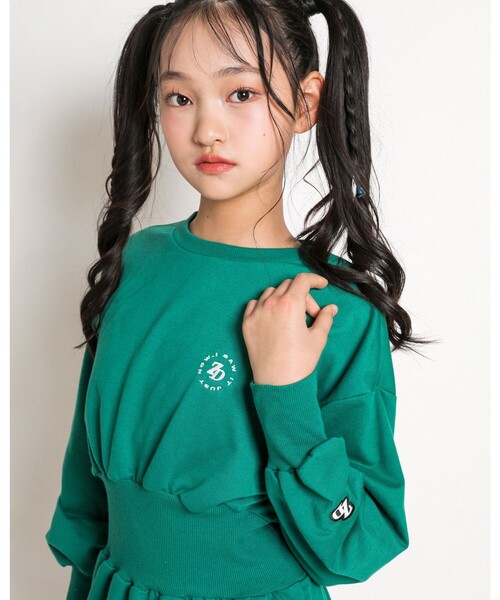 ZIDDY(ジディ)の「ウエスト マーク 長袖 ミニ 丈 ワンピース (130~160cm)(ワンピース・キッズ・グリーン/グレー・160/150/140/130)」の7枚目の写真
