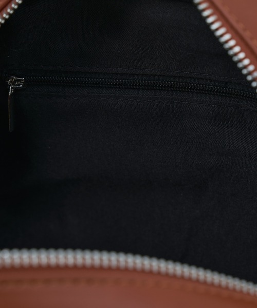 MERLOT（メルロー）の「見た目以上に大容量 フェイクレザーハンドバッグ（ハンドバッグ・レディース・ブラウン/ブラック・FREE）」の4枚目の写真
