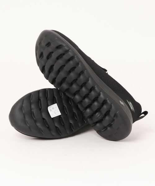 SKECHERS(スケッチャーズ)の「《SKECHERS》GO WALK MAX - CLINCHED(スリッポン・メンズ・グレー/ネイビー/ブラック・26.0cm/27.5cm/27.0cm/26.5cm/25.5cm/28.0cm)」の5枚目の写真