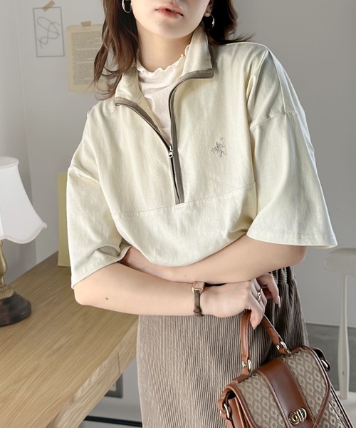 Java(ジャバ)の「《JaVa ジャバコラボ》大人のカレッジテイスト。コットン100%刺繍ハーフジップパイピングプルオーバー(Tシャツ/カットソー・レディース・オレンジ系1/グリーン系1/ホワイト系1/ブルーグレー/ベージュ系その他・MEDIUM/LARGE/SMALL/X-LARGE)」の7枚目の写真