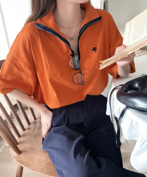 Java(ジャバ)の「《JaVa ジャバコラボ》大人のカレッジテイスト。コットン100%刺繍ハーフジップパイピングプルオーバー(Tシャツ/カットソー・レディース・オレンジ系1/グリーン系1/ホワイト系1/ブルーグレー/ベージュ系その他・MEDIUM/LARGE/SMALL/X-LARGE)」の22枚目の写真
