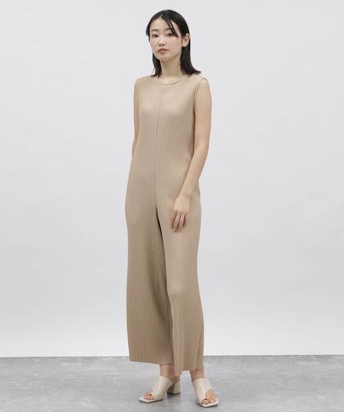 BEIGE オールインワン LAKOLE（ラコレ）の「プリーツオールインワン / 188288（つなぎ