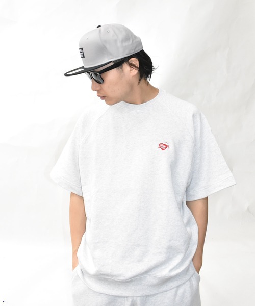 DOUBLE STEAL（ダブルスティール）の「ハート刺繍 半袖クルースウェット（Tシャツ/カットソー・メンズ・アッシュグレー/ブラック/ベージュ/モスグリーン・MEDIUM/LARGE/X-LARGE）」の7枚目の写真
