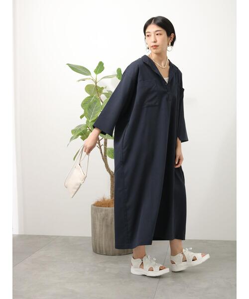 Lugnoncure（ルノンキュール）の「ハイネックシャツワンピース（ワンピース・レディース・オフホワイト/ネイビー/サックスブルー・ﾌﾘ-）」の4枚目の写真