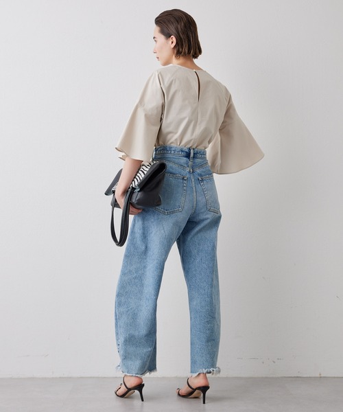 2023SS.美品☆ウィムガゼット 洗える 袖コンシャスブラウス フレア袖 白 Whim Gazette（ウィムガゼット）の「袖コンシャスブラウス