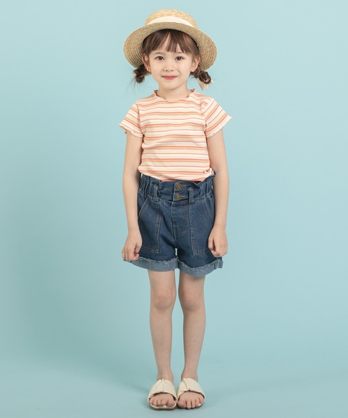 URBAN CHERRY(アーバンチェリー)の「センターボタンデザインウエストフリルデニムショートパンツ(デニムパンツ・キッズ・ブルー・100cm/110cm/120cm/130cm)」の15枚目の写真