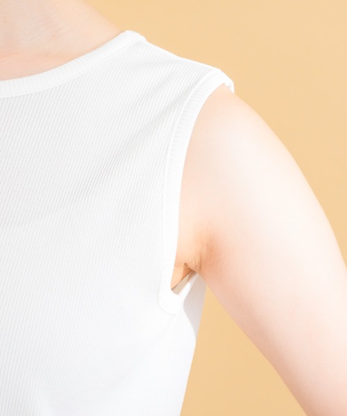 KATHARINE ROSS（キャサリンロス）の「【KATHARINE ROSS】ブライトテレコノースリーブ（タンクトップ・レディース・ブラック/ホワイト・MEDIUM）」の17枚目の写真