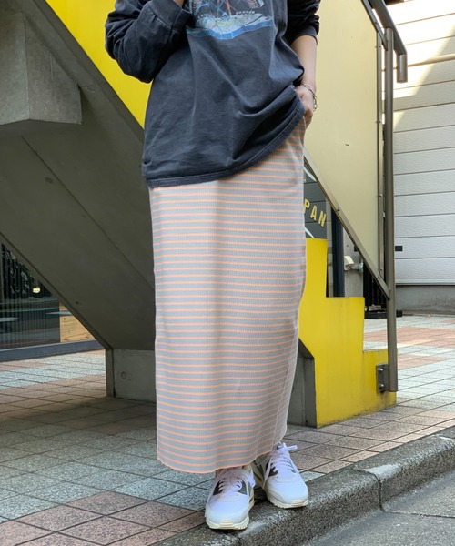 mi via loca（ミヴィアロカ）の「セルフカットバックスリットリブスカート（スカート・レディース・レッド/ブラック/ホワイト×ブラック/ターコイズブルー/トップグレー/ブラウン系/ブラウン系その他/グリーン/グレー系その他/ピンク/ブルー・FREE/L/M）」の14枚目の写真