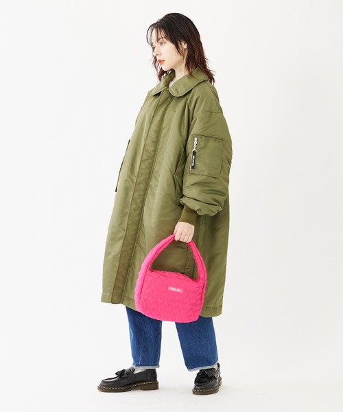 MILKFED.(ミルクフェド)の「HEART QUILTED HANDBAG(ハンドバッグ・レディース・ブラック/ピンク/オフホワイト・ONE SIZE)」の6枚目の写真