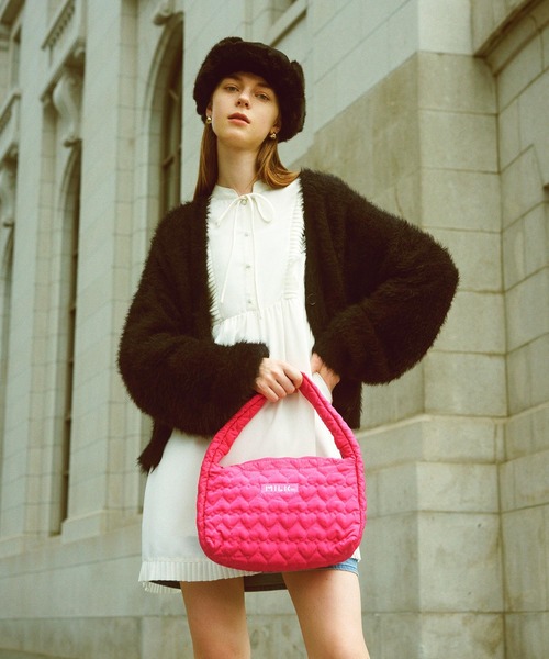 MILKFED.(ミルクフェド)の「HEART QUILTED HANDBAG(ハンドバッグ・レディース・ブラック/ピンク/オフホワイト・ONE SIZE)」の18枚目の写真