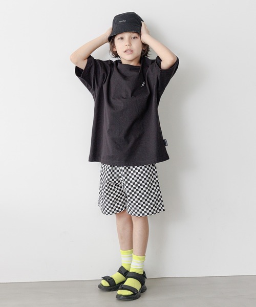GLOBAL WORK（グローバルワーク）の「KIDS B HAPPY＊コラボプリントT半袖/961210（Tシャツ/カットソー・キッズ・ホワイト/ブラック/ホワイト系その他/ブラック系その他/ホワイト系その他2/ホワイト系その他3/ブラック系その他2・120cm/130cm/140cm/150cm/160cm）」の9枚目の写真