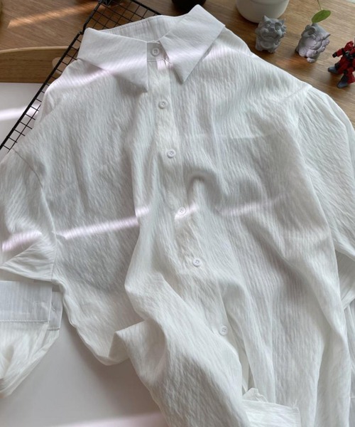 aimoha（アイモハ）の「シアー　バックスリットシャツ (SS)（シャツ/ブラウス・レディース・イエロー/ライトグレー/オフホワイト/ライトブルー/パープル/グリーン/ピンク/ベージュ/ライトパープル/ホワイト・FREE）」の17枚目の写真