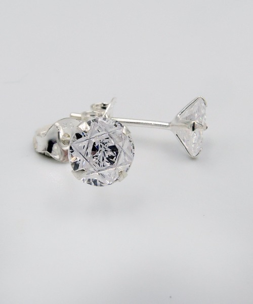TONE SELECT GOODS(トーンセレクトグッズ)の「【925 SILVER ACC】QZスターラウンドピアスSV925(OG)(ピアス(両耳用)・レディース・シルバー・FREE)」の2枚目の写真