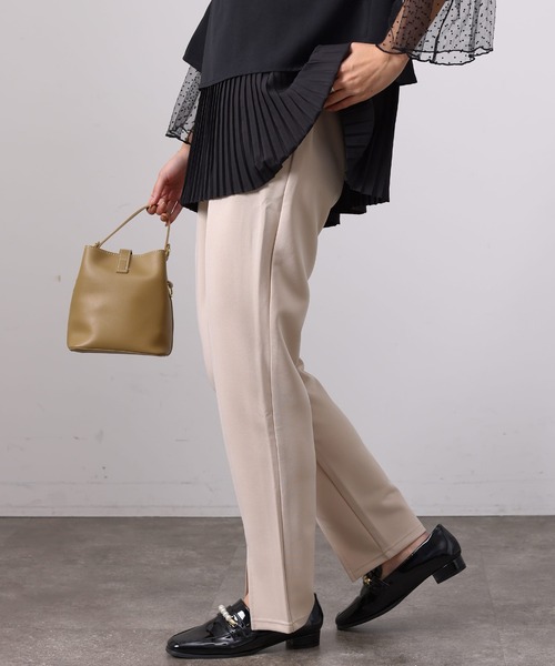 Chez toi(シェトワ)の「裾スリットカットパンツ(その他パンツ・レディース・アイボリー/モカ/ブラック・M/MT)」の20枚目の写真