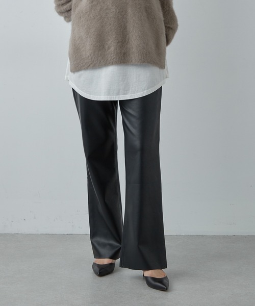 SHENERY（シーナリー）の「フェイクレザーストレートパンツ（その他パンツ・レディース・ブラック・36/38）」の19枚目の写真