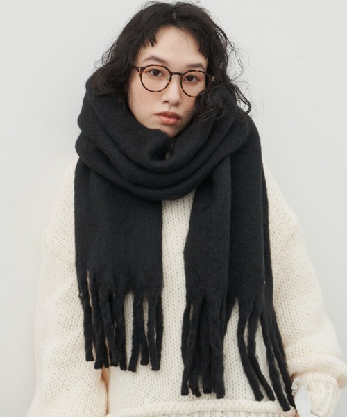 Libra Cue（リブラ キュー）の「ボリュームフリンジマフラー（マフラー・レディース・レッド/アイボリー/ブラック・FREE）」の8枚目の写真