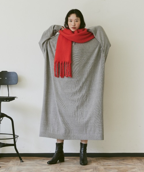 Libra Cue（リブラ キュー）の「ボリュームフリンジマフラー（マフラー・レディース・レッド/アイボリー/ブラック・FREE）」の17枚目の写真