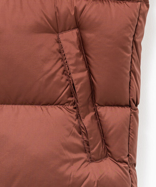THE NORTH FACE（ザノースフェイス）の「【THE NORTH FACE / ザ ノースフェイス】Nuptse Vest ND92338（ダウンベスト・メンズ・カーキ/ブラック/ブラウン・X-LARGE/MEDIUM/LARGE/SMALL）」の15枚目の写真