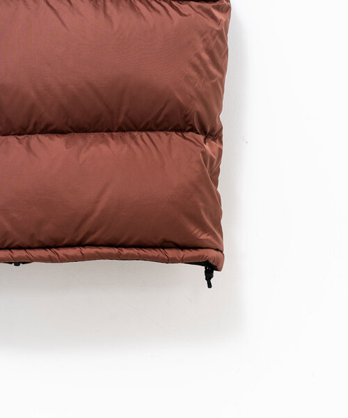 THE NORTH FACE（ザノースフェイス）の「【THE NORTH FACE / ザ ノースフェイス】Nuptse Vest ND92338（ダウンベスト・メンズ・カーキ/ブラック/ブラウン・X-LARGE/MEDIUM/LARGE/SMALL）」の16枚目の写真