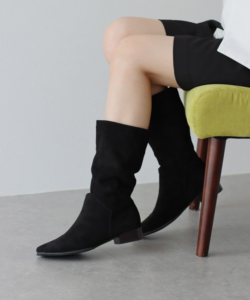 BLUEEAST(ブルーイースト)の「フェイクスエードロングブーツ(ブーツ・レディース・ブラック/ベージュ・MEDIUM/LARGE)」の3枚目の写真