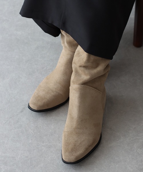 BLUEEAST(ブルーイースト)の「フェイクスエードロングブーツ(ブーツ・レディース・ブラック/ベージュ・MEDIUM/LARGE)」の10枚目の写真