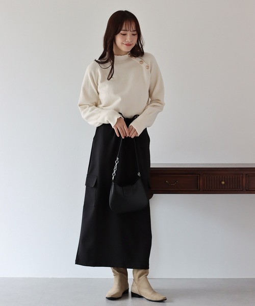 BLUEEAST(ブルーイースト)の「フェイクスエードロングブーツ(ブーツ・レディース・ブラック/ベージュ・MEDIUM/LARGE)」の11枚目の写真