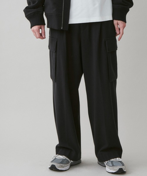 LUCY（ルーシー）の「LUCY/起毛TR ワイドカーゴスラックス（スラックス・メンズ・ブラック/杢グレー・MEDIUM/LARGE）」の17枚目の写真