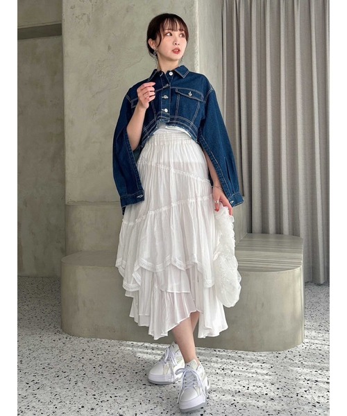 dazzlin(ダズリン)の「2WAYスリーブショートデニムジャケット(ブルゾン・レディース・ブルー/インディゴブルー/ベージュ・FREE)」の4枚目の写真