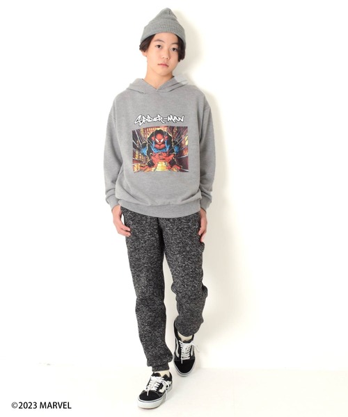 GLAZOS（グラソス）の「【MARVEL】スパイダーマン / 裏毛フロントプリントパーカー（その他トップス・キッズ・グレー/ブラック・150cm/140cm/170cm/160cm）」の4枚目の写真