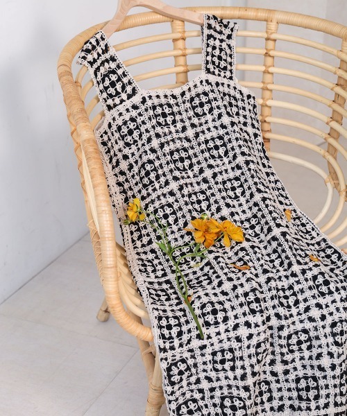 Bab(バブ)の「【お気に入り登録6.9万人!】【サイズ展開あり】クロシェロングワンピース(ワンピース・レディース・ホワイト系その他/A/ブラック/B/イエロー/モカ/ブルー/チャコールグレー・M/XS/S)」の11枚目の写真