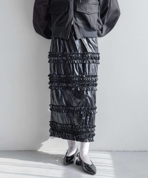 yuw（ユウ）の「メタリックフリルタイトスカート　109068（スカート・レディース・ブラック/シルバー・FREE）」の21枚目の写真