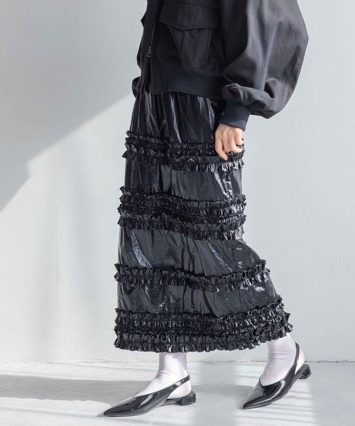 yuw（ユウ）の「メタリックフリルタイトスカート　109068（スカート・レディース・ブラック/シルバー・FREE）」の22枚目の写真