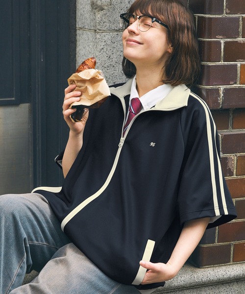 MONO-MART LADY'S（モノマートレディース）の「ナンバリング刺繍半袖トラックジャケット（ジャージ・レディース・ワイン/アイボリー/ネイビー/ブラウン・FREE）」の3枚目の写真