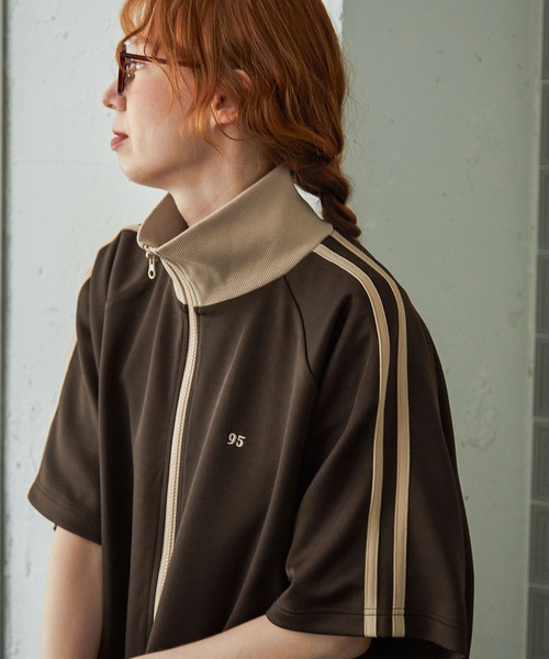 MONO-MART LADY'S（モノマートレディース）の「ナンバリング刺繍半袖トラックジャケット（ジャージ・レディース・ワイン/アイボリー/ネイビー/ブラウン・FREE）」の11枚目の写真