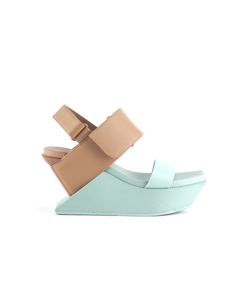 UNITED NUDE(ユナイテッドヌード)の「Delta Wedge Sandal(サンダル・レディース・イエロー× ブルー/ミント/ブラック/ブロンズ・38/36/37/35)」の21枚目の写真