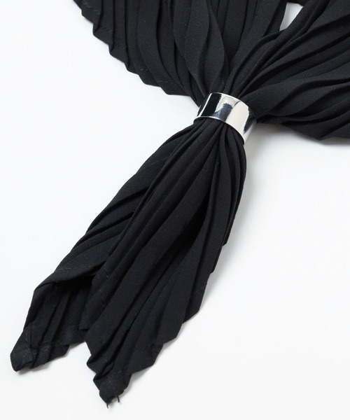 HARE（ハレ）の「プリーツスカーフ(HARE)（ストール/ショール・メンズ・グレー/ブラック・FREE）」の8枚目の写真