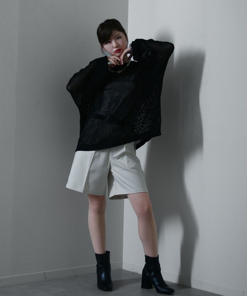 NILWAY(ニルウェイ)の「透かし編み プルオーバー メッシュ オーバーサイズ ニット(Tシャツ/カットソー・レディース・ブラック/アイボリー/ライトブルー/ブラック系その他/アイボリー系/ネイビー系/レッド・MEDIUM/LARGE)」の10枚目の写真