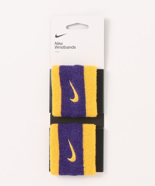 NIKE（ナイキ）の「《NIKEアパレル》スウッシュ リストバンド（バングル/リストバンド・メンズ・ブラック×ホワイト/レッド/ヘザーグレー/ホワイト×ブラック/ブルー系その他/オレンジ系その他/ロイヤルブルー/ダークネイビー・フリー）」の8枚目の写真
