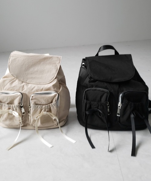 me+em select(ミームセレクト)の「【 2color 】ダブルリボンナイロンミニバックパック / double ribbon nylon mini backpack(バックパック/リュック・レディース・ブラック/アイボリー・FREE)」の6枚目の写真