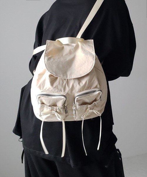 me+em select(ミームセレクト)の「【 2color 】ダブルリボンナイロンミニバックパック / double ribbon nylon mini backpack(バックパック/リュック・レディース・ブラック/アイボリー・FREE)」の21枚目の写真