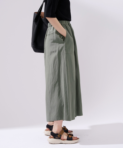 IENA(イエナ)の「ツータックキュロット(その他パンツ・レディース・ブラック/カーキ・36/38)」の16枚目の写真