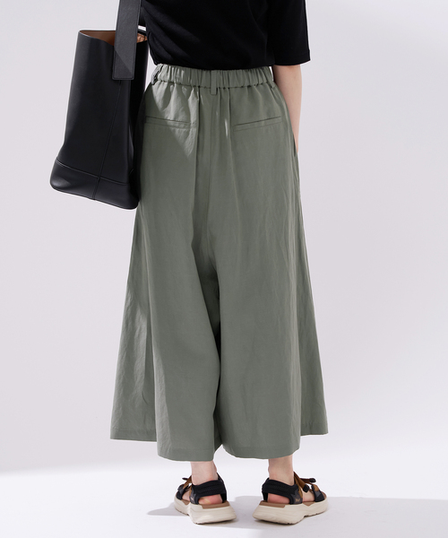 IENA(イエナ)の「ツータックキュロット(その他パンツ・レディース・ブラック/カーキ・36/38)」の15枚目の写真