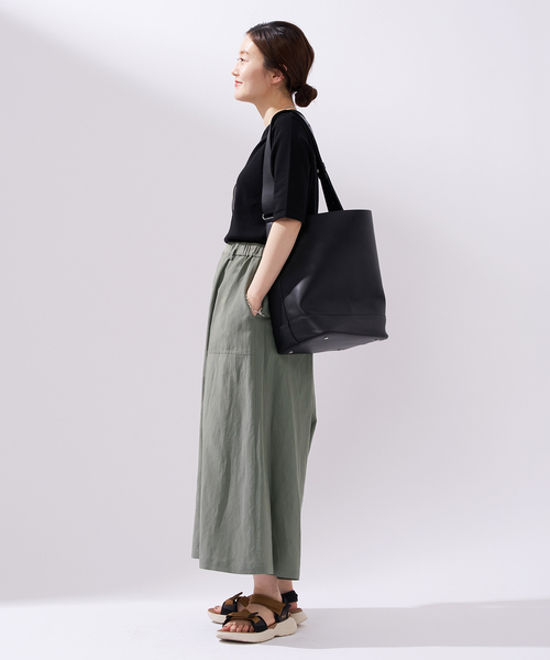 IENA(イエナ)の「ツータックキュロット(その他パンツ・レディース・ブラック/カーキ・36/38)」の11枚目の写真