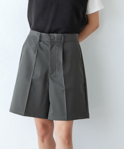 Chillfar（チルファー）の「ピンタックハーフパンツ（その他パンツ・レディース・ネイビー/グレー/ブラック/アイボリー/ベージュ・FREE）」の13枚目の写真