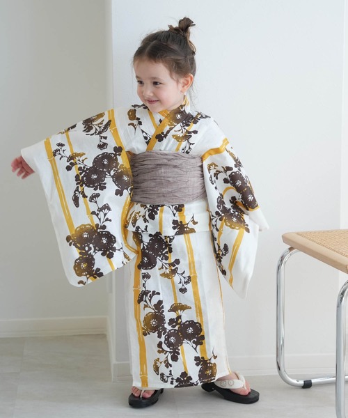utatane（ウタタネ）の「キッズ浴衣3点セット ニコアンティーク からしのバンブーストライプと菊影絵（浴衣・キッズ・イエロー・100cm/110cm/120cm/130cm）」の2枚目の写真
