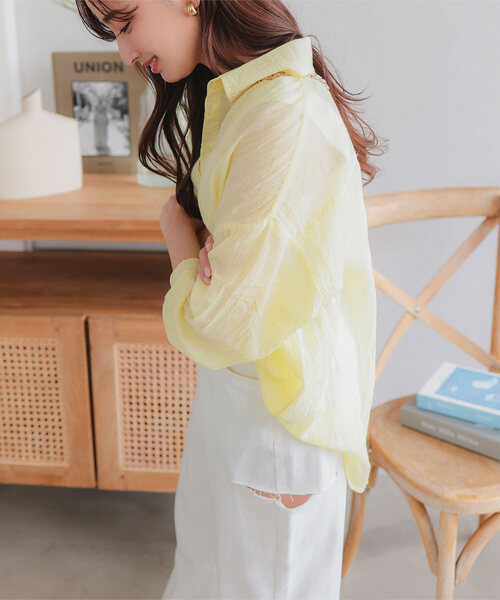 Petitle（プチレ）の「[ 低身長向けサイズ ] シアーガーゼロングシャツ（シャツ/ブラウス・レディース・ブラック/ブルー/ホワイト/イエロー/ライトベージュ/グリーン/ピンク/ブラウン・PM）」の7枚目の写真