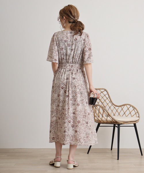 MARBLE WALTS（マーブルワルツ）の「MARBLE WALTZ　ウエストギャザー切替半袖ワンピース（ワンピース・レディース・ピンクベージュ/ベージュ/キナリ/ブラック・M）」の15枚目の写真