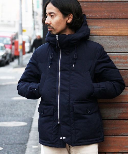 coen（コーエン）の「フーデッドダウンジャケット【ネイビー⇒WEB限定カラー】（ダウンジャケット/コート・メンズ・ネイビー/ダークグリーン/ナチュラル/ブラック・LARGE/X-LARGE/SMALL/MEDIUM）」の4枚目の写真